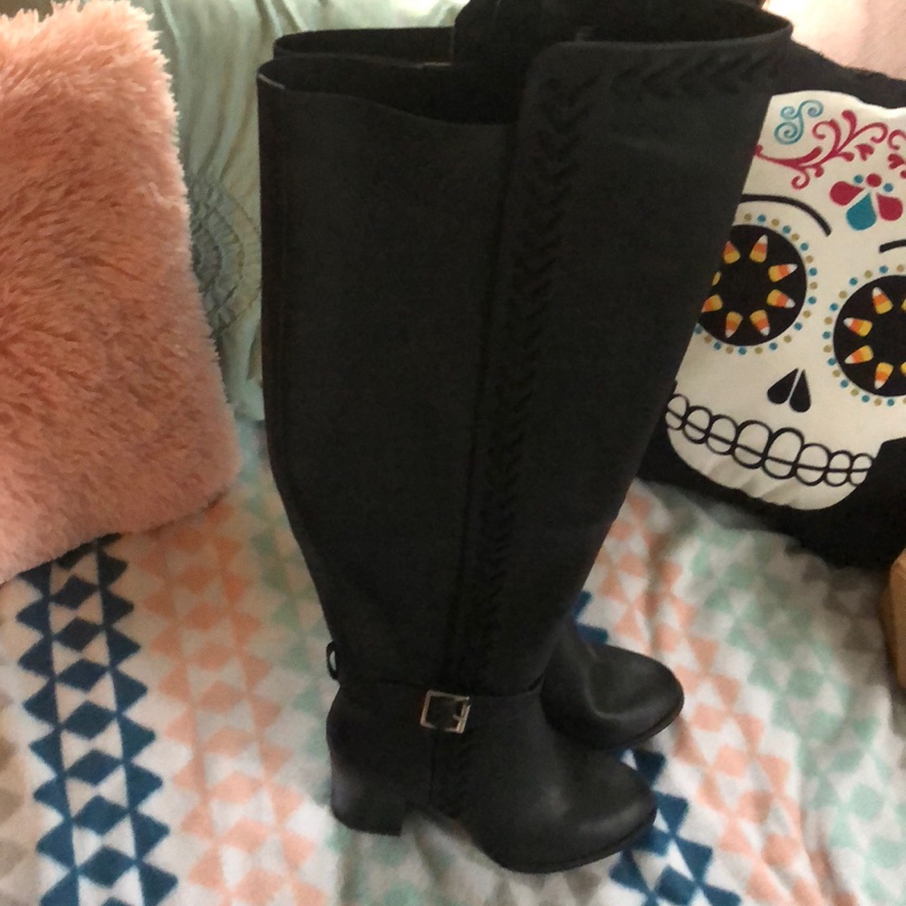 Torrid wide calf boots 👢💕😍